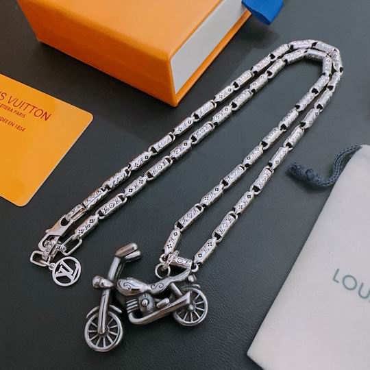 LV Necklace 11lyh310